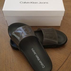 NIB Calvin Klein Men's Auster Black Slides Size 9 M
